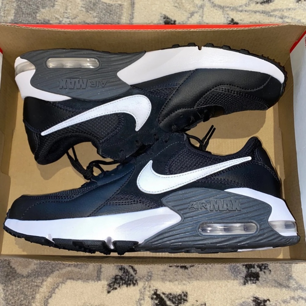 NEW Nike Air Max Excee Black Grey White
